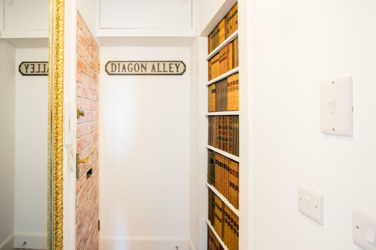 Appartamento West Bow - Magical Harry Potter-Inspired Flat Near Edinburgh Castle Esterno foto