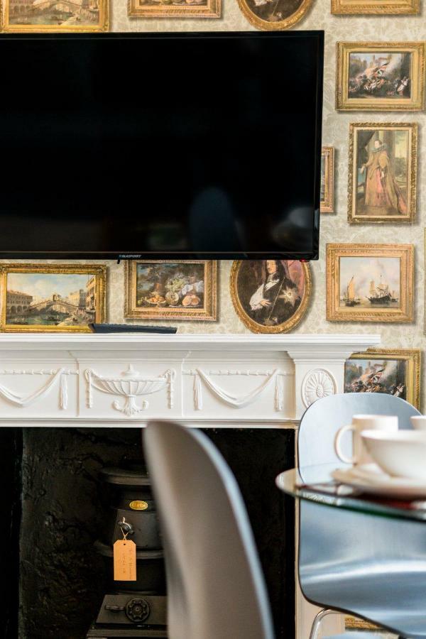 Appartamento West Bow - Magical Harry Potter-Inspired Flat Near Edinburgh Castle Esterno foto
