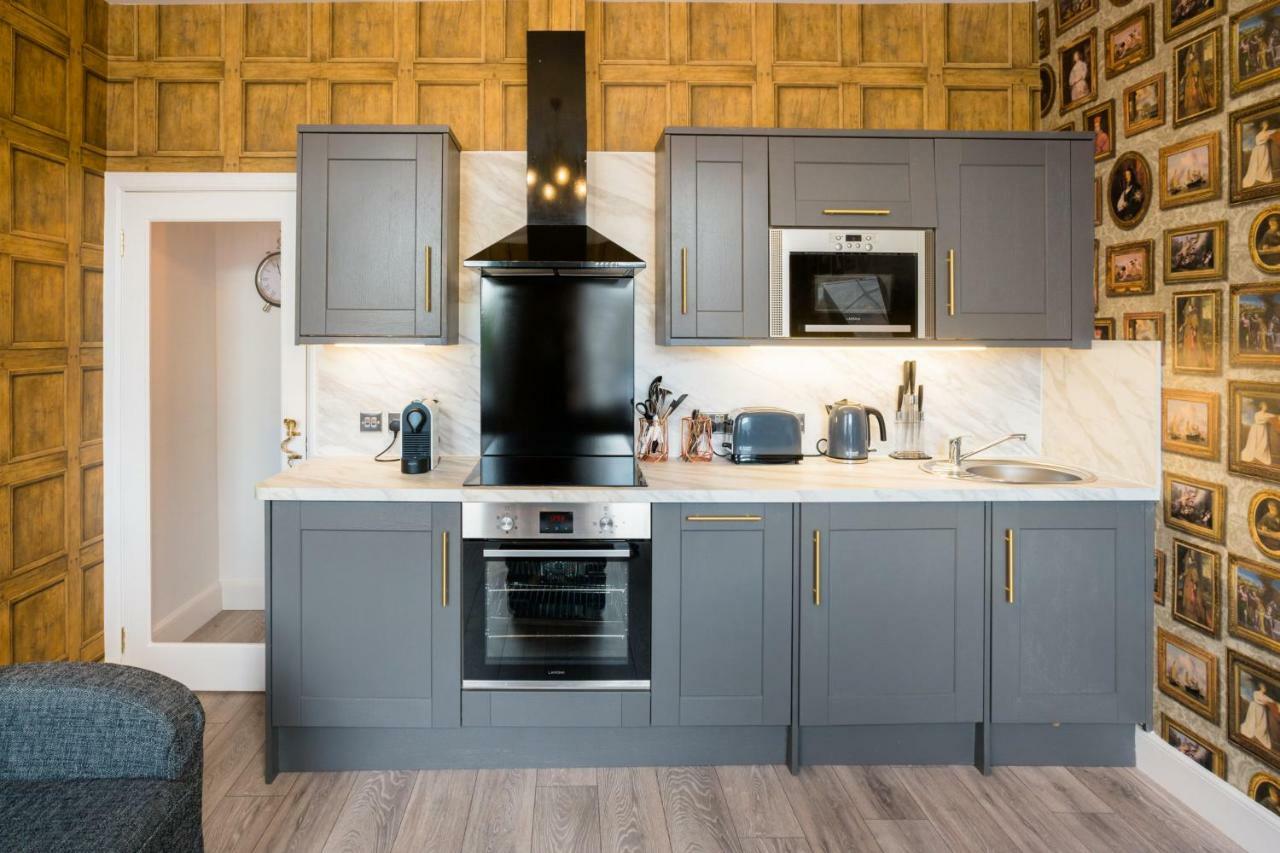 Appartamento West Bow - Magical Harry Potter-Inspired Flat Near Edinburgh Castle Esterno foto